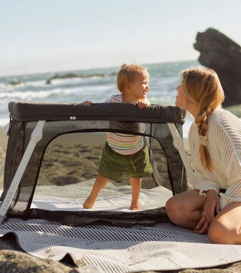 guava lotus travel crib