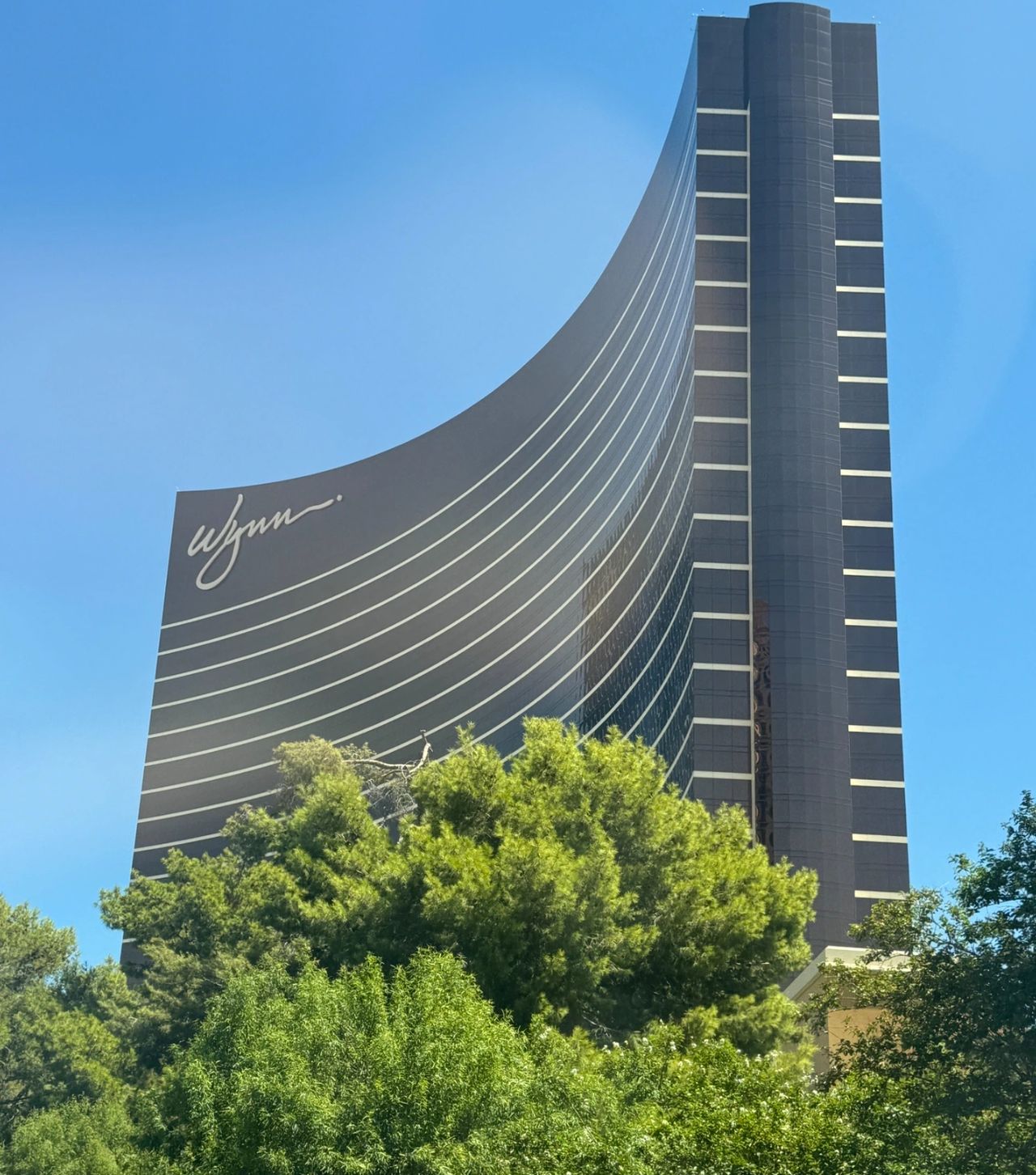 hotels near the sphere las vegas